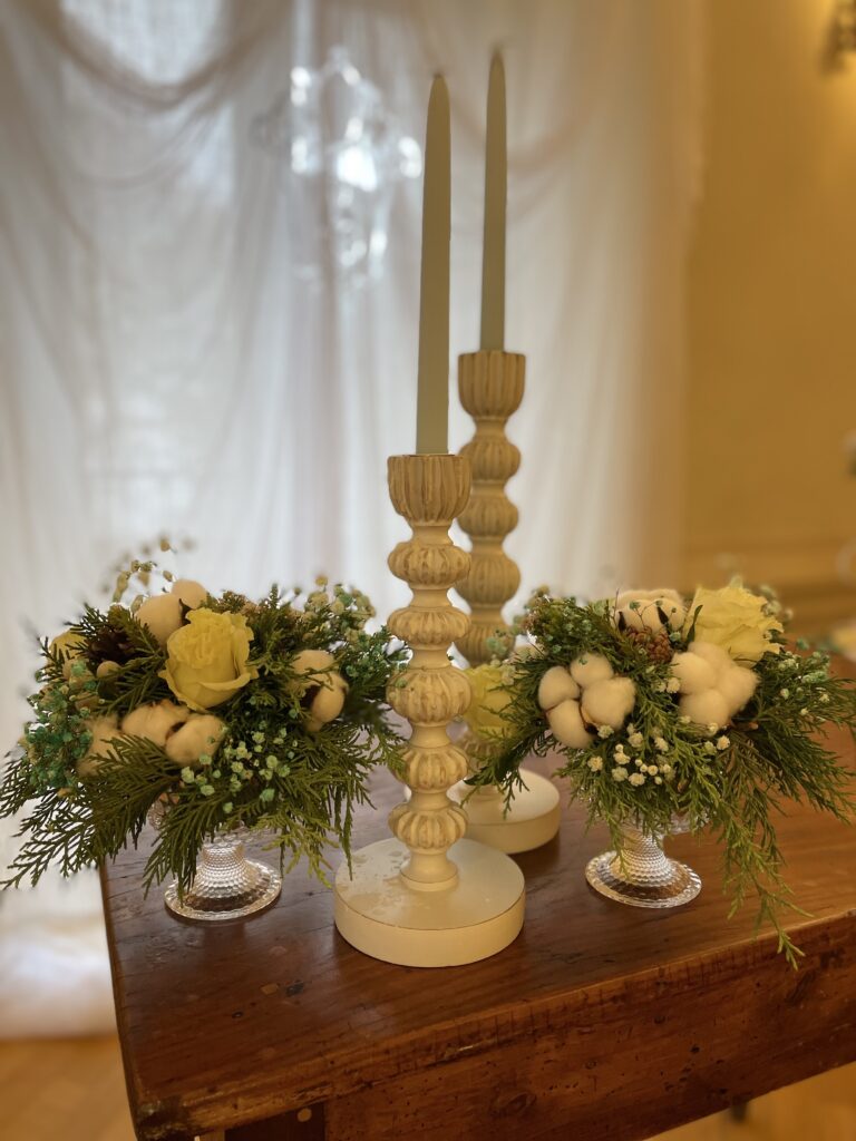 Matrimonio invernale con i fiori di cotone